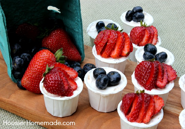 Easy No Bake Strawberry Cheesecakes | Recipe on HoosierHomemade.com