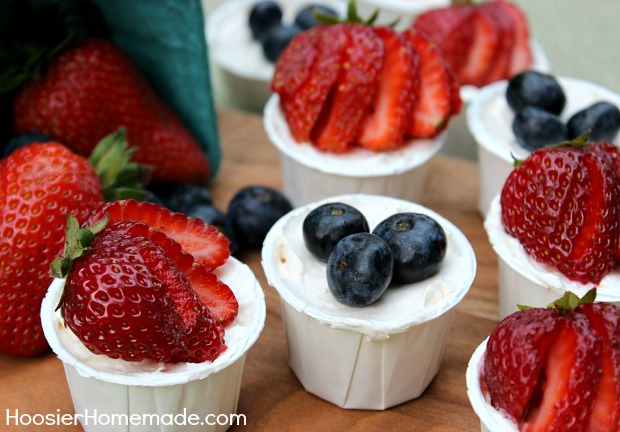 Easy No Bake Strawberry Cheesecakes | Recipe on HoosierHomemade.com