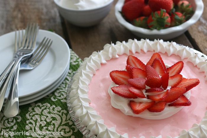 Easy Strawberry Cream Pie