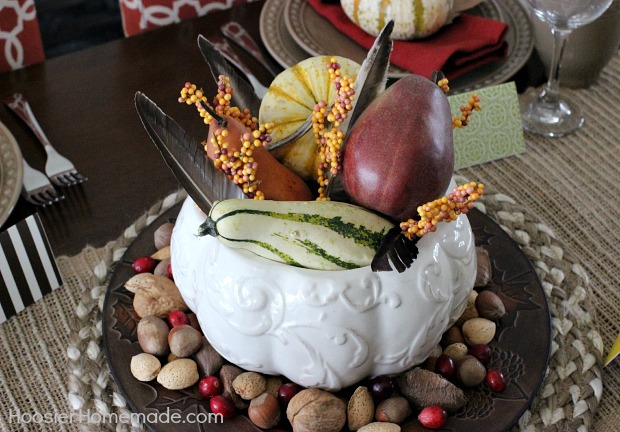 Simple Thanksgiving Table Decoration