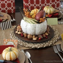Add that special touch to your Thanksgiving table with these FREE Printable Thanksgiving Cards! Pin to your Thanksgiving Board!