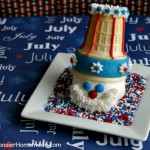 Uncle-Sam Cupcake | on HoosierHomemade.com