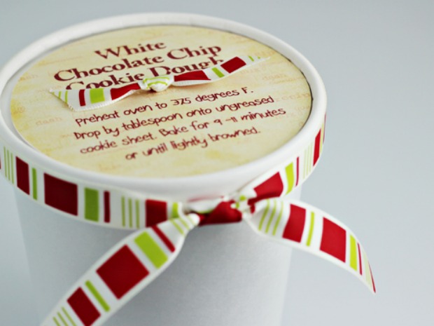 White Chocolate Chip Cookie Dough :: 100 Days of Homemade Holiday Inspiration on HoosierHomemade.com
