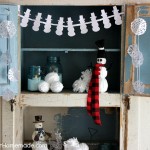Easy Winter Crafts: Yarn Snowman, Paper Snowflakes & Snowman Garland :: Instructions on HoosierHomemade.com