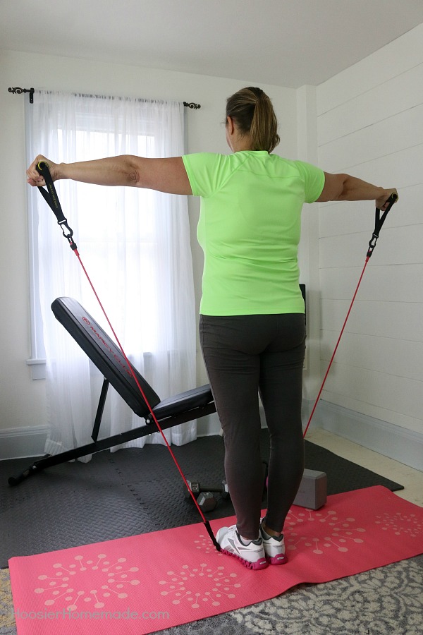 6 TIPS TO SUCCESSFULLY WORKOUT AT HOME -- Do you know you need to workout more? Do you struggle with how to workout at home? These tips from an EXPERT will help! 