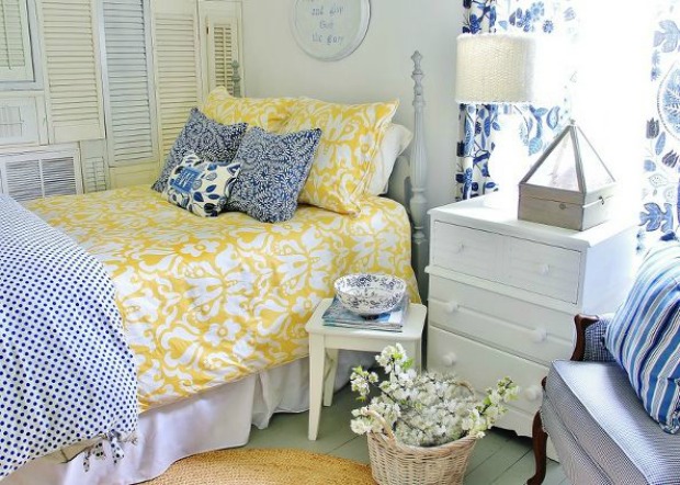 bedroom-ideas-shutter-wall-bedroom-ideas-home-decor-repurposing-upcycling