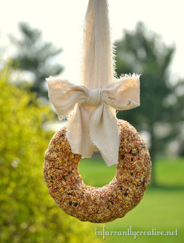 Be kind to the birds! Create this Birdseed Wreath with ingredients from your pantry! Be sure to save it by pinning to your DIY Board!