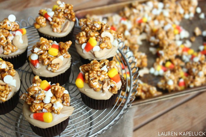 caramel_corn_cupcake