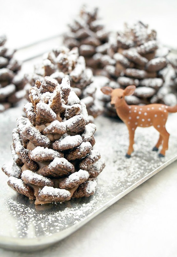 You will never believe what these adorable Chocolate Pinecone Treats are made from! Pin to your Recipe Board!