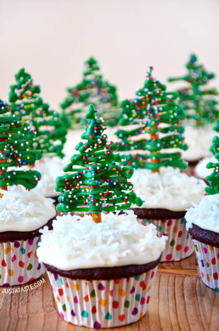 Christmas Tree Cupcakes!