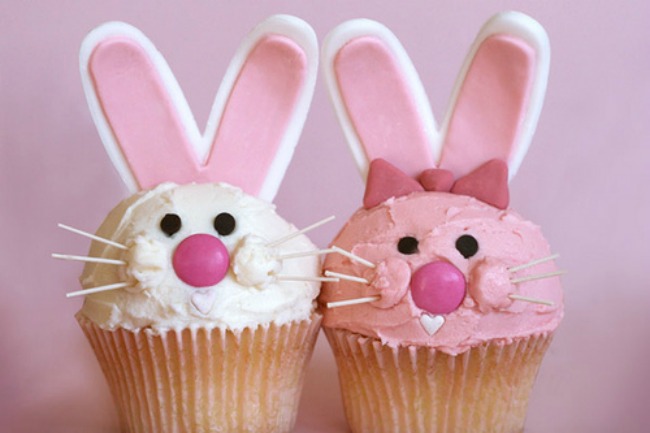 12 Adorable Easter Bunny Cupcakes
