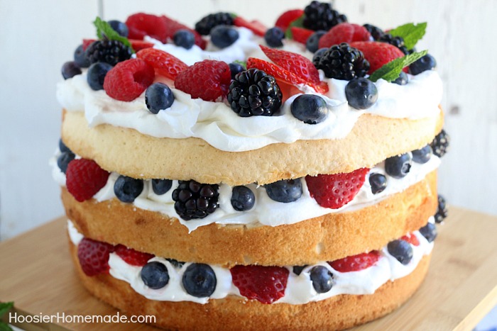 Angel Food Cake with Berries