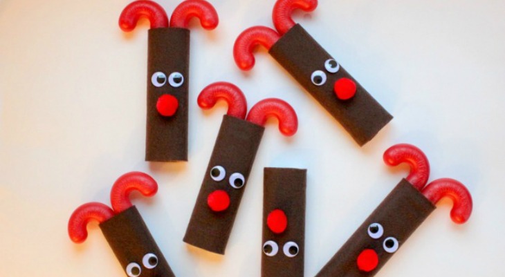 Candy Cane Reindeer: Holiday Inspiration