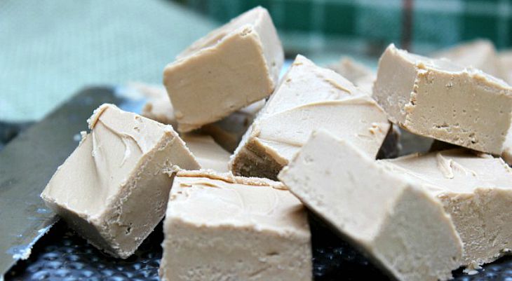 Caramel Apple Fudge: 2 ingredients