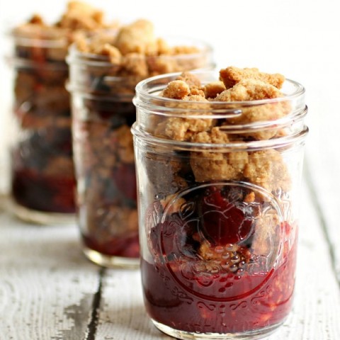 Cherry Crumb Pie in a Jar