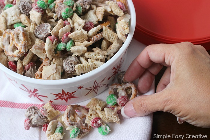 Christmas Candy Crunch - Hoosier Homemade