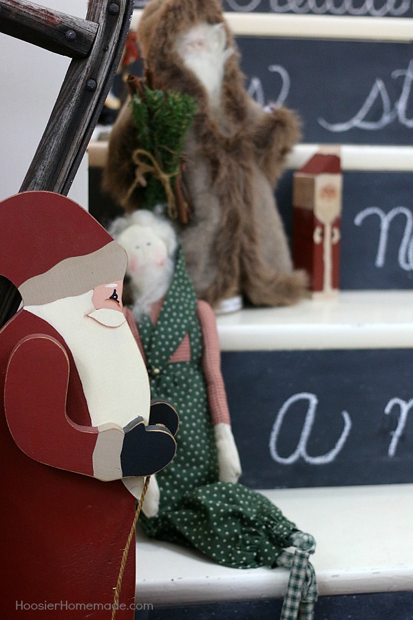 Vintage Christmas Decorating Ideas - 'Twas the night before Christmas, when all through the house, not a creature was stirring, not even a mouse. Add some magic to your home and create these Chalkboards to add to your stair risers. 