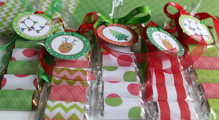16 Favorite Easy Gift Wrapping Ideas (Many are Free!) - A Piece Of Rainbow