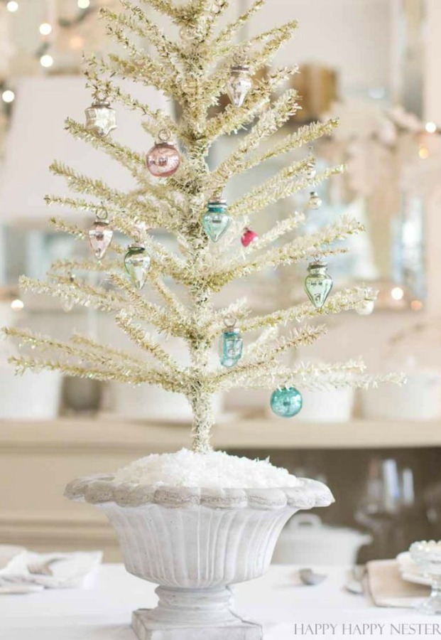 DIY Feather Tree: Holiday Inspiration - Hoosier Homemade