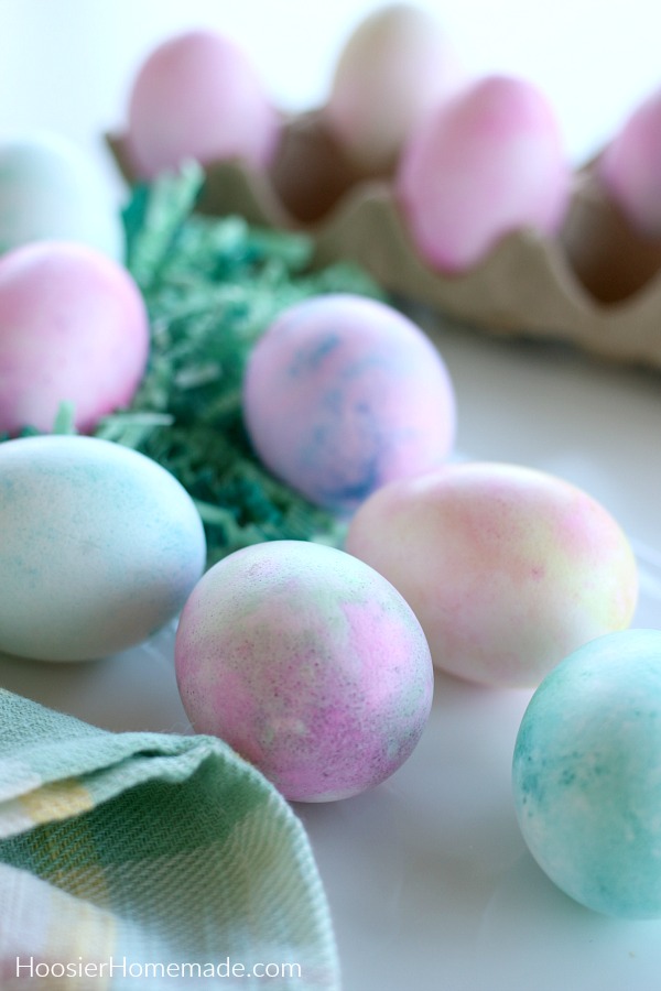 Marbleized Easter Eggs with Shaving Cream