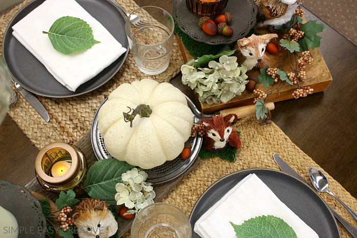 Decorate table for Fall and Thanksgiving