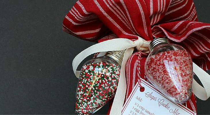 Mason Jar Neighbor Gift – 100 Days of Homemade Holiday Inspiration