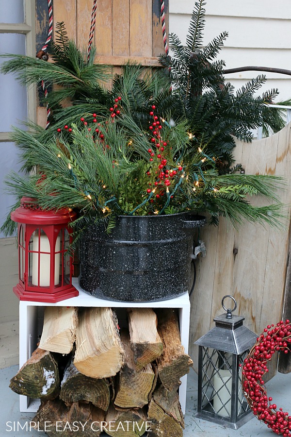 Christmas Porch Decor - Hoosier Homemade