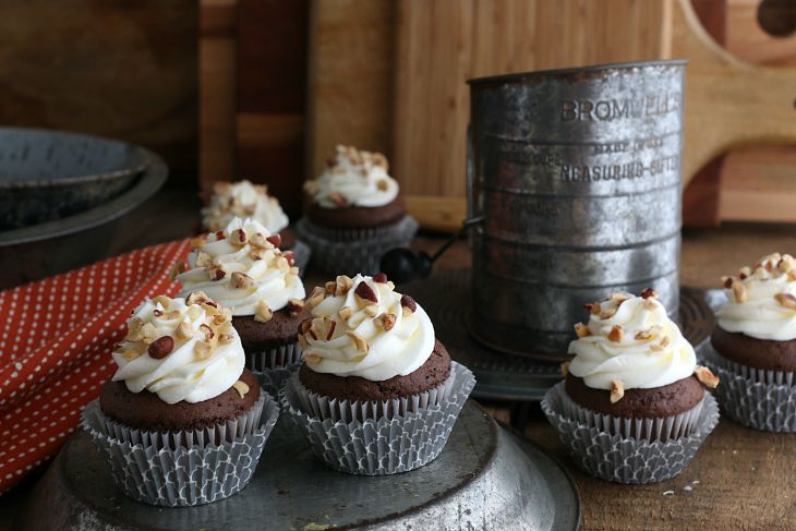 Chocolate Hazelnut Cupcakes with Sweet Cream Frosting