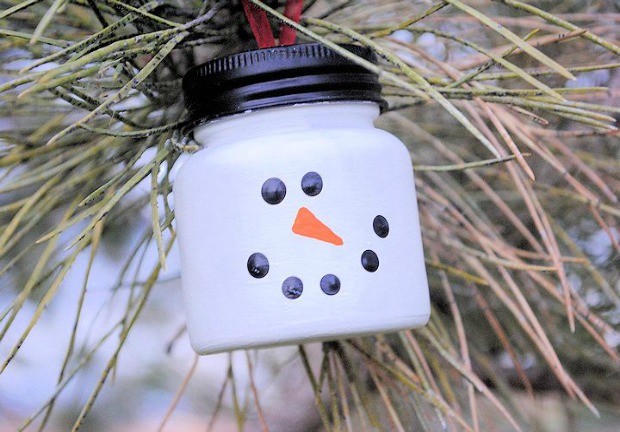 Snowman Ornament: Homemade Holiday Inspiration