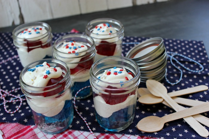 4th of July Treat: Jello Parfaits