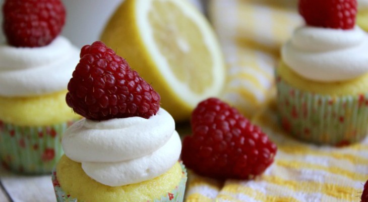 Lemon Raspberry Cupcakes: Spring Inspiration