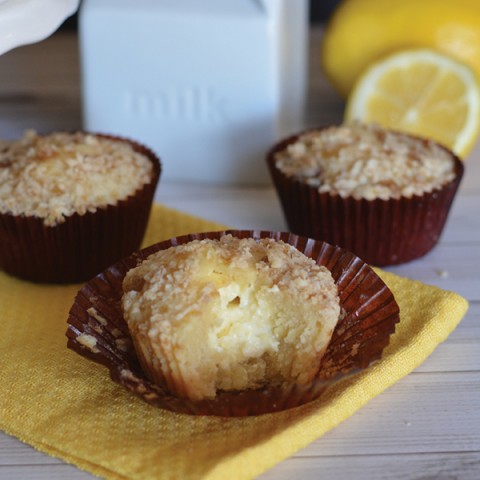 Lemon Cheesecake Muffins - these muffins are packed with flavor, but have less sugar! Serve for your Easter brunch, Spring party, weekend breakfast or pack in lunches! The Streusel Topping is delicious too!