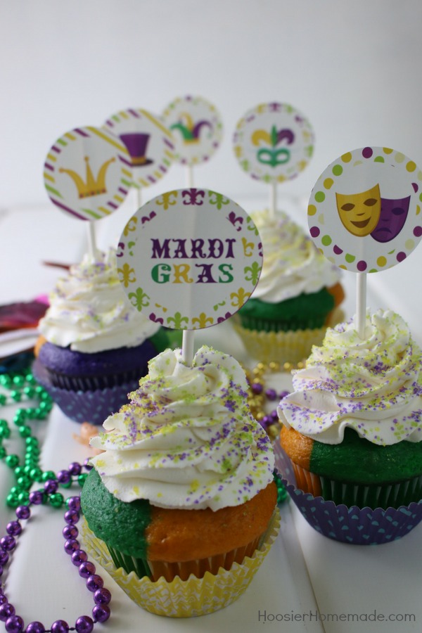 Mardi Gras Cupcakes with Free Printables - Hoosier Homemade