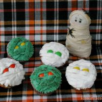 Mummy Cupcakes