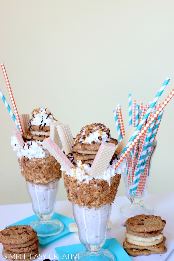 Oatmeal Cookie Milkshakes with the MLKS100BL