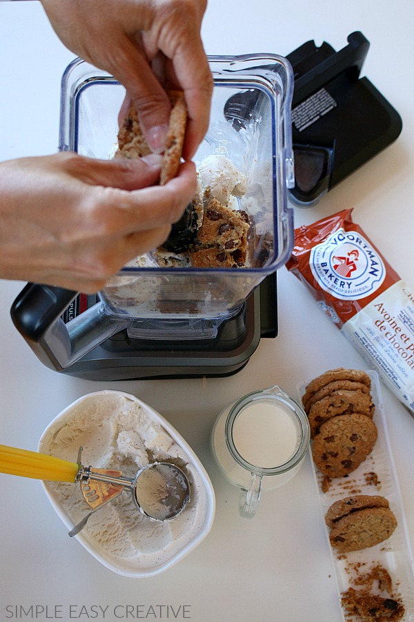 Oatmeal Cookie Milkshakes with the MLKS100BL