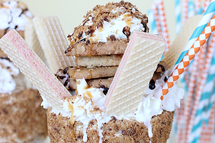 Oatmeal Chocolate Chip Cookie Milkshake Freakshake