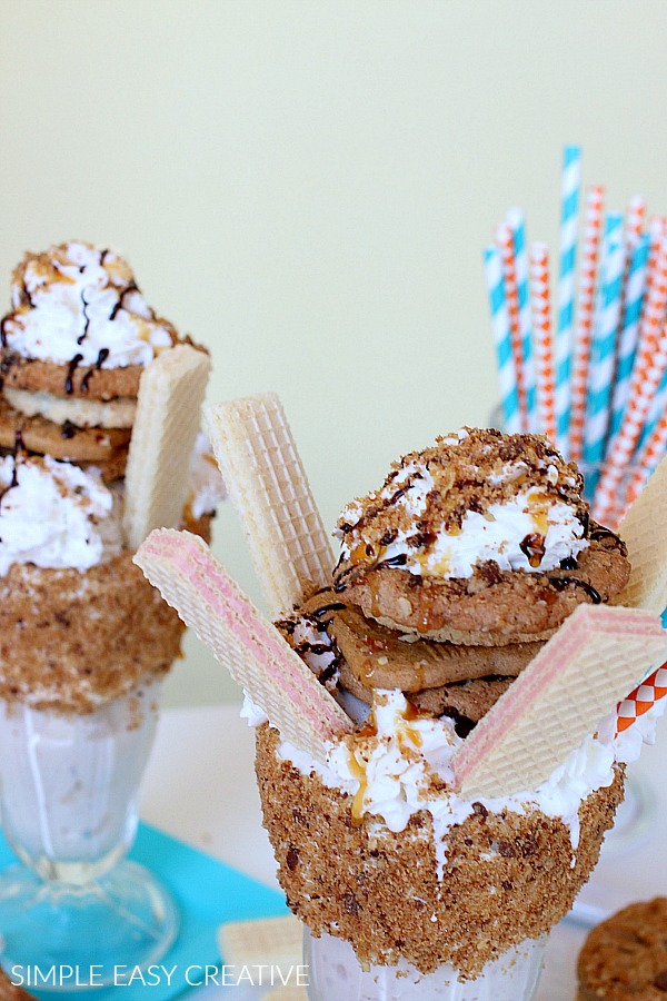 Oatmeal Cookie Milkshakes with the MLKS100BL