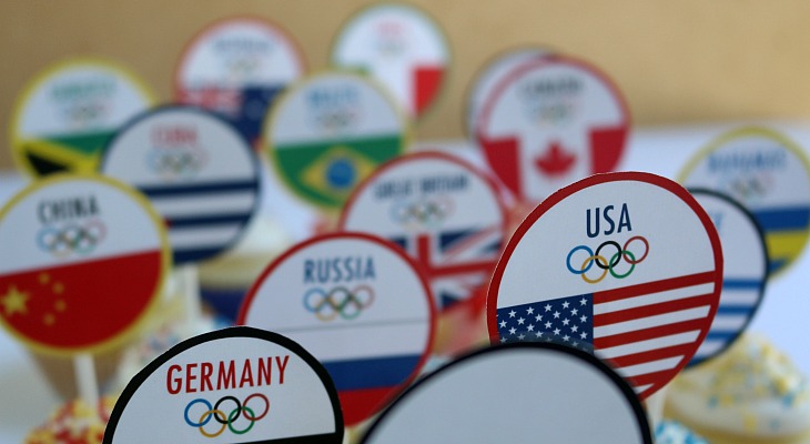 Olympic Cupcakes: Printable World Flag Cupcake Toppers