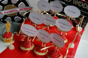 Academy Awards ~ Oscar Cupcakes - Hoosier Homemade