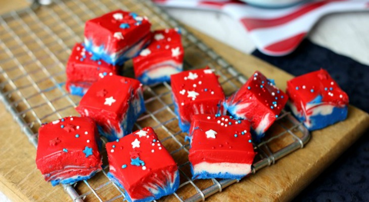 4th of July Dessert: White Chocolate Fudge