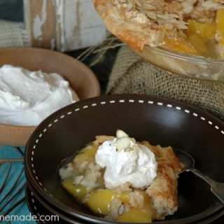 Amaretto Peach Pie