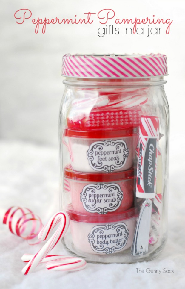 Peppermint Pampering Gifts in a Jar : 100 Days of Homemade Holiday Inspiration