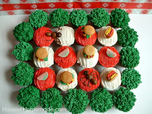 Picnic Cupcakes with Free Picnic Printables