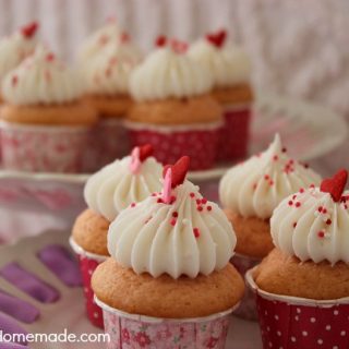 Pink Velvet Cupcakes 
