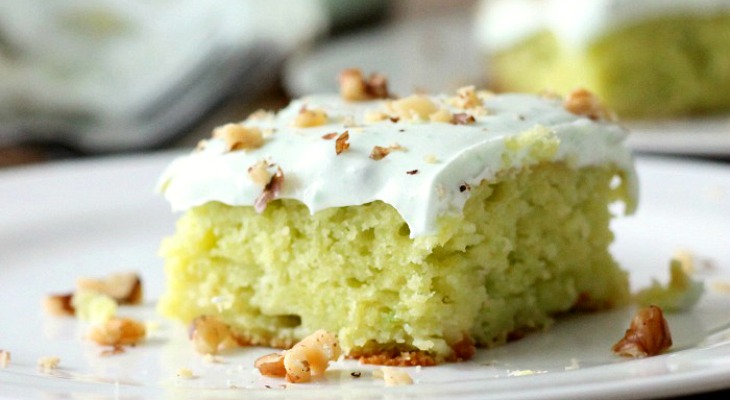 Pistachio Pineapple Cake