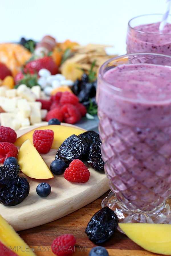 Healthy Fruit Smoothies with Prunes