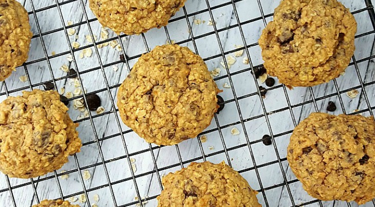 Pumpkin Oatmeal Chocolate Chip Cookies