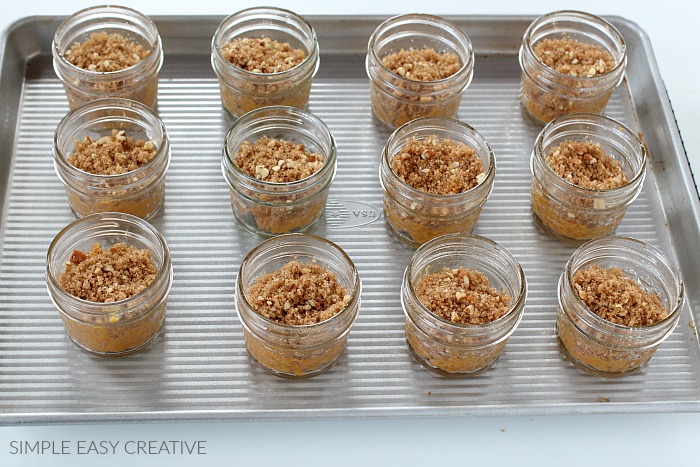 Pumpkin Pecan Cobbler in a jar