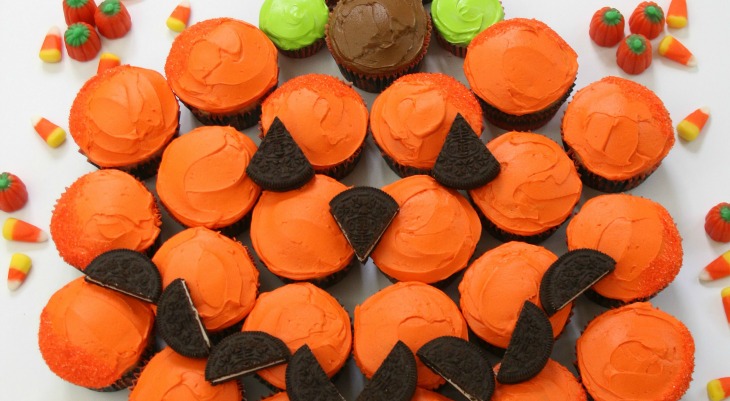 Pumpkin Pull-Apart Cupcakes
